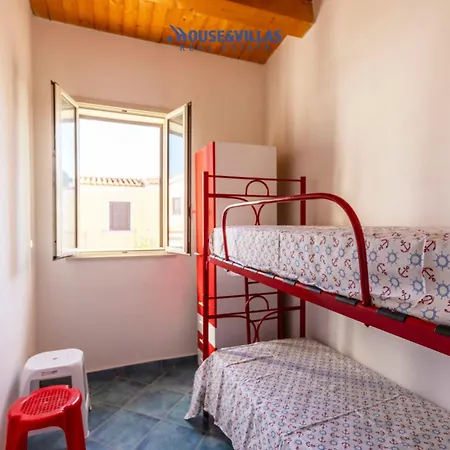Дом отдыха House&villas- Casa Falconara Lido di Noto